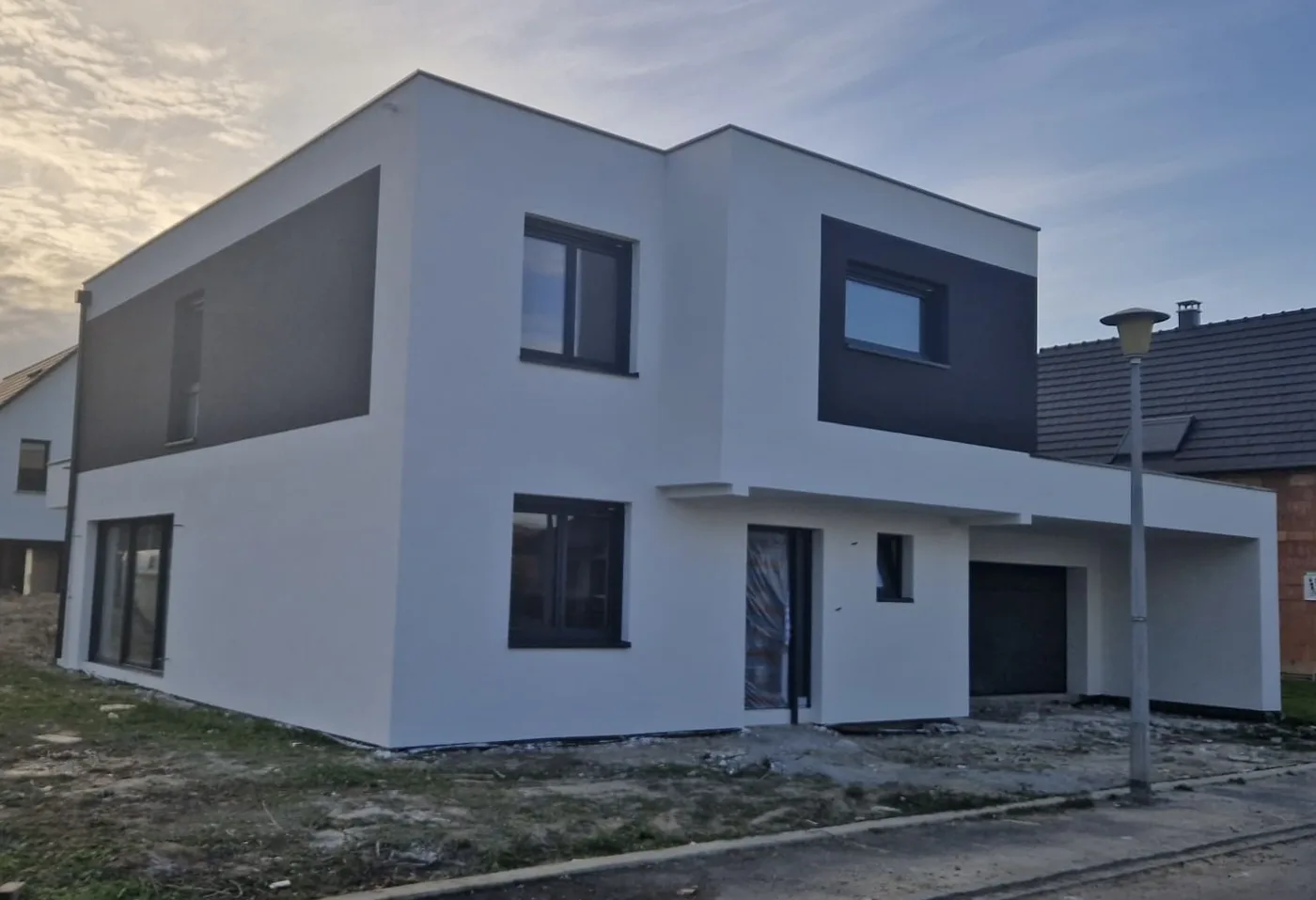 Maison après ravalement de façade à Roeschwoog par Aydin Isolation